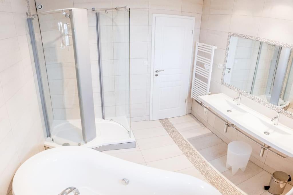 Doller Villa 4 Stars Hot Tub Mountain Ski Ballon D'Alsace 瑟温 外观 照片