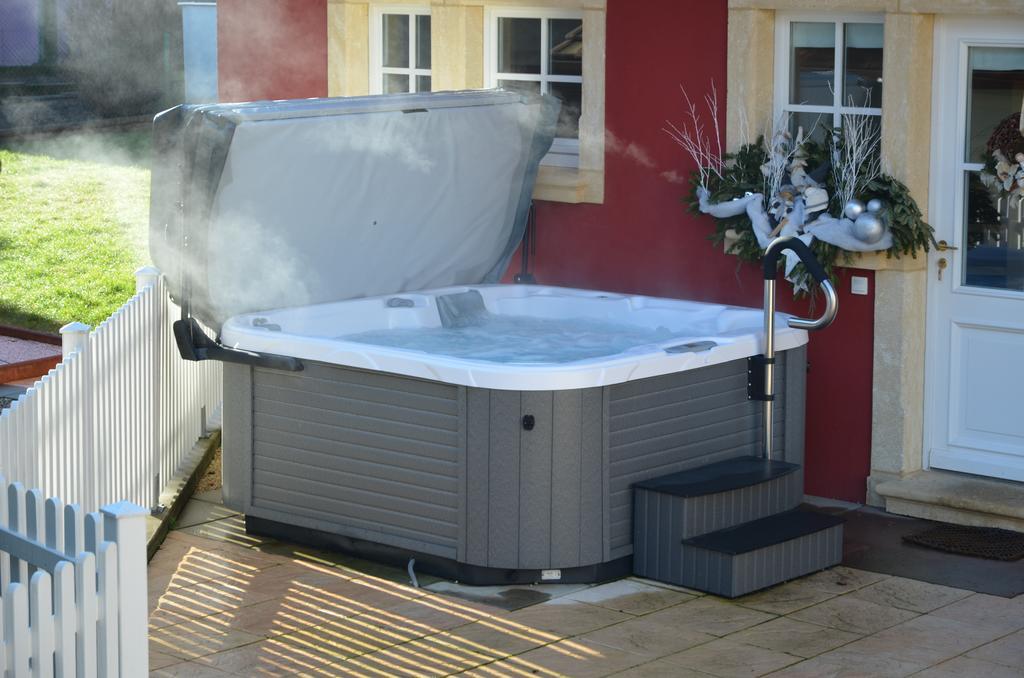 Doller Villa 4 Stars Hot Tub Mountain Ski Ballon D'Alsace 瑟温 外观 照片